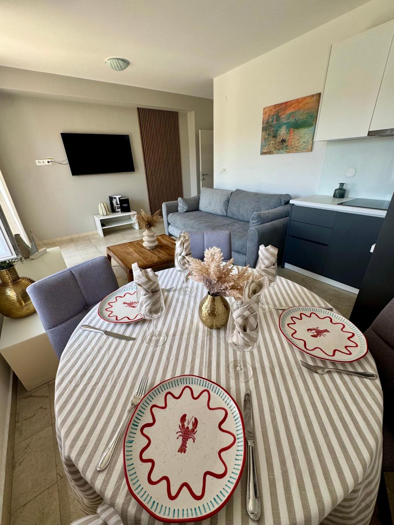 Apartments Toma Novalja Ngoại thất bức ảnh