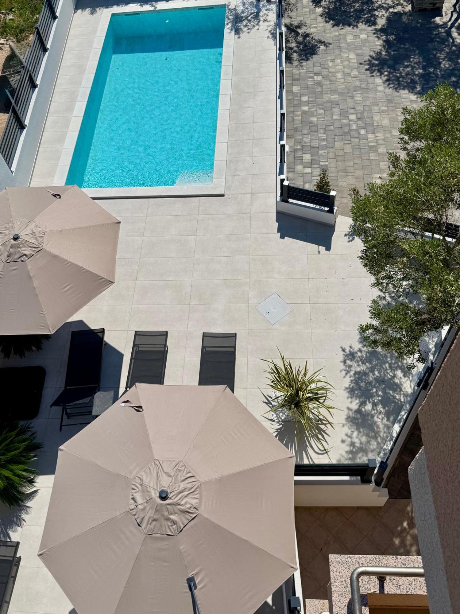 Apartments Toma Novalja Ngoại thất bức ảnh