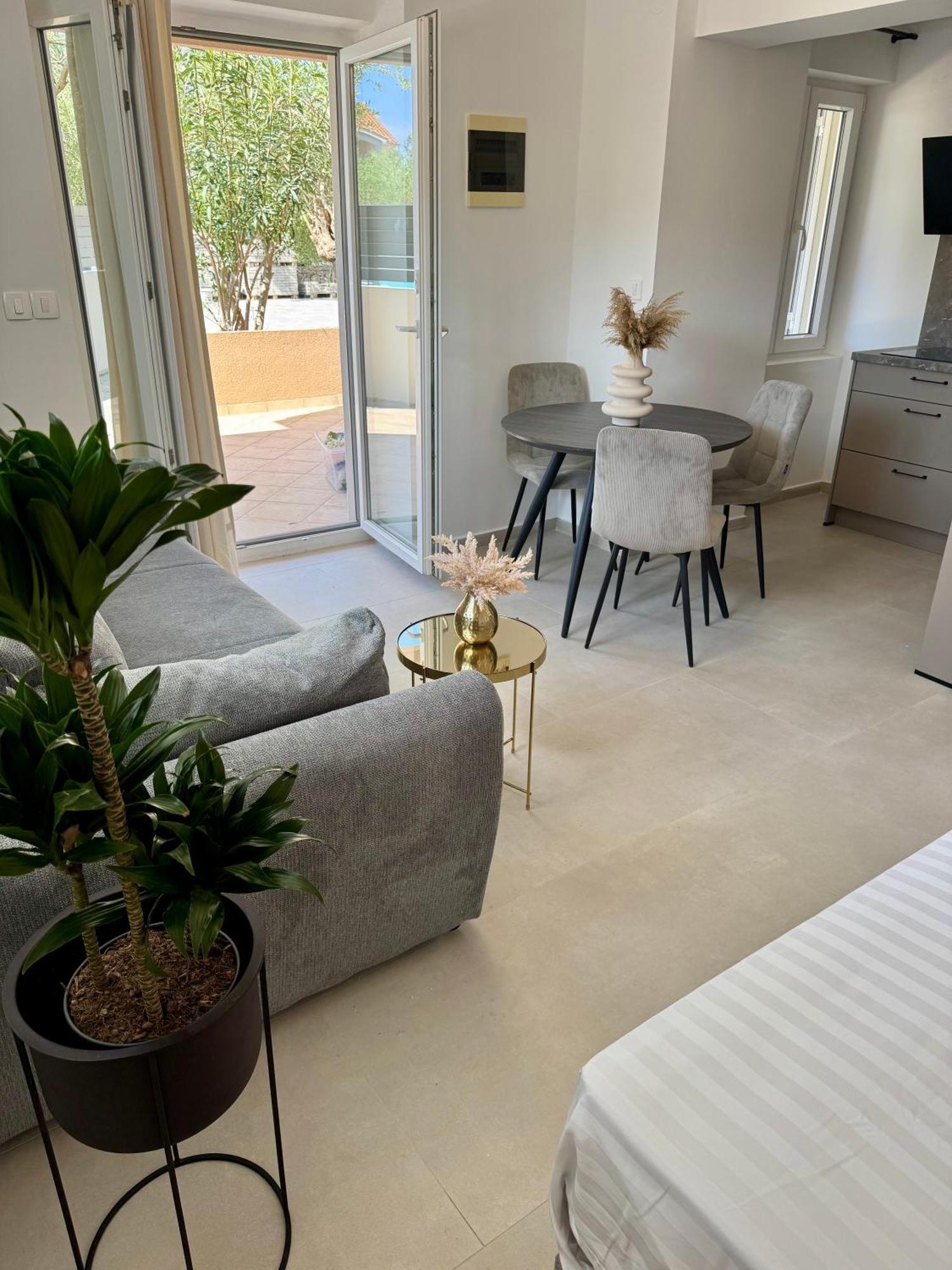 Apartments Toma Novalja Ngoại thất bức ảnh