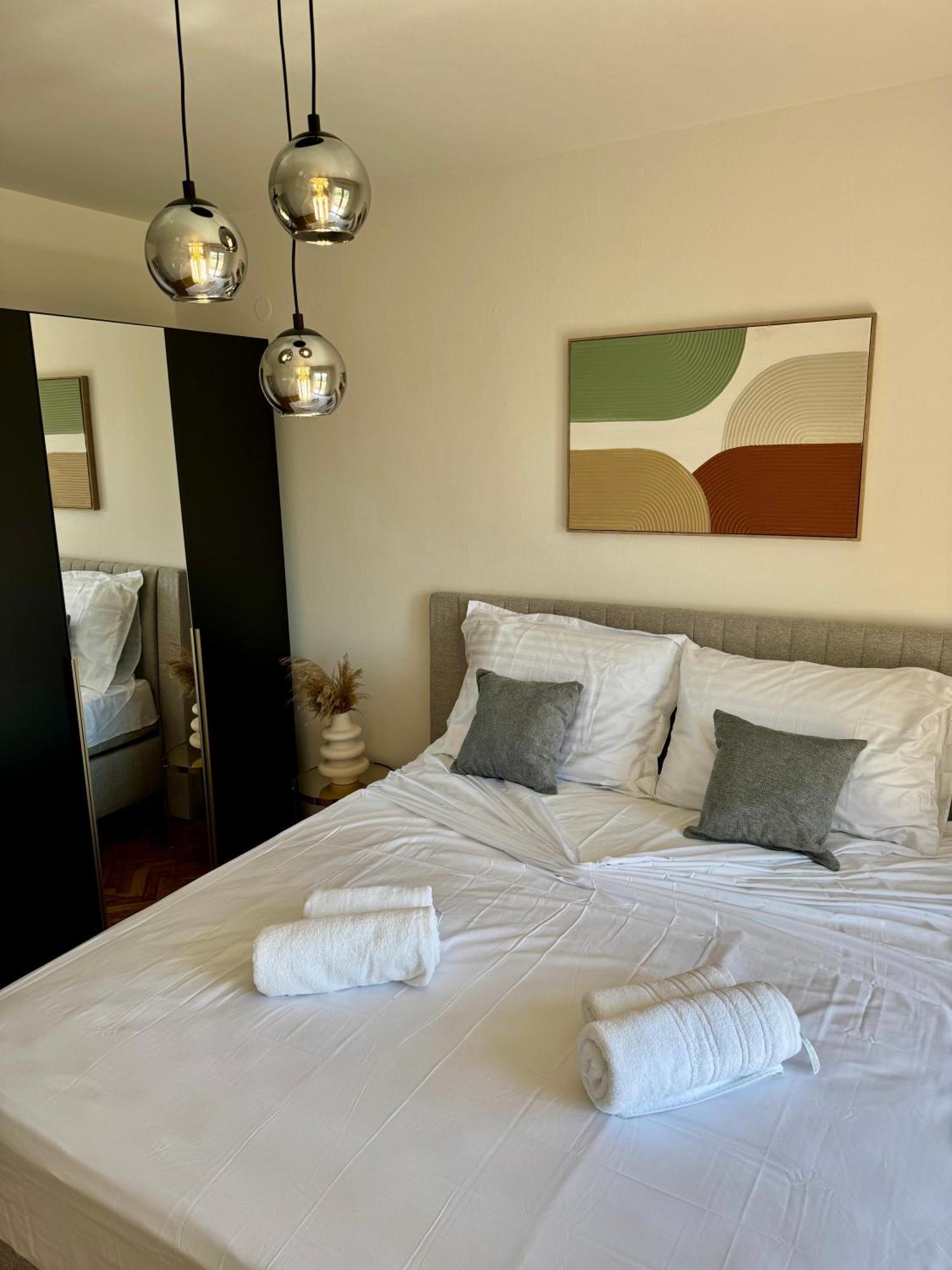 Apartments Toma Novalja Ngoại thất bức ảnh